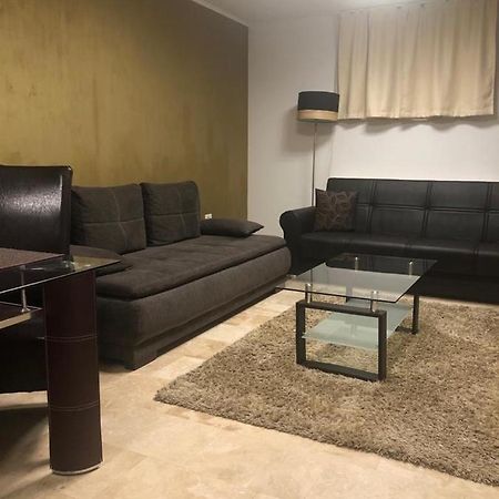 דירות פויאנה ברשוב Apartament Nicolle מראה חיצוני תמונה