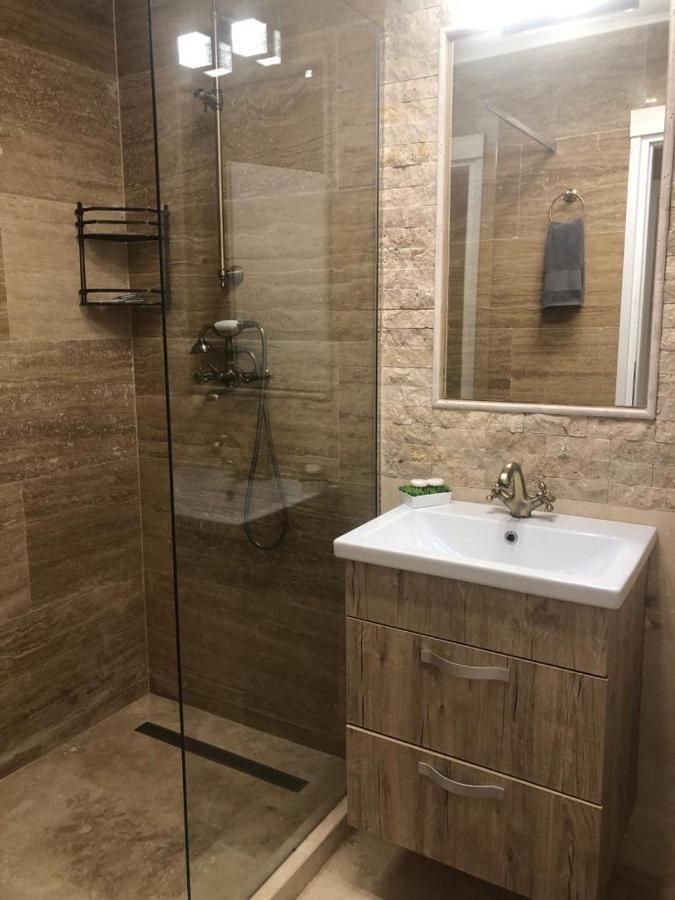 דירות פויאנה ברשוב Apartament Nicolle מראה חיצוני תמונה