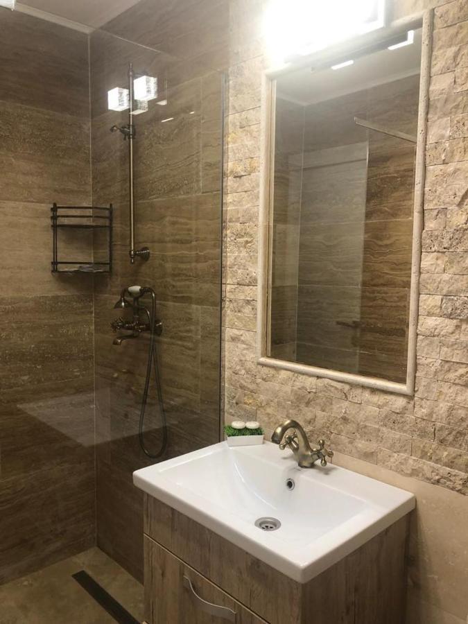 דירות פויאנה ברשוב Apartament Nicolle מראה חיצוני תמונה