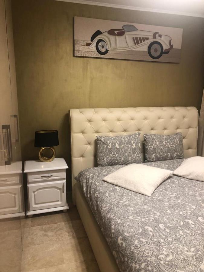 דירות פויאנה ברשוב Apartament Nicolle מראה חיצוני תמונה