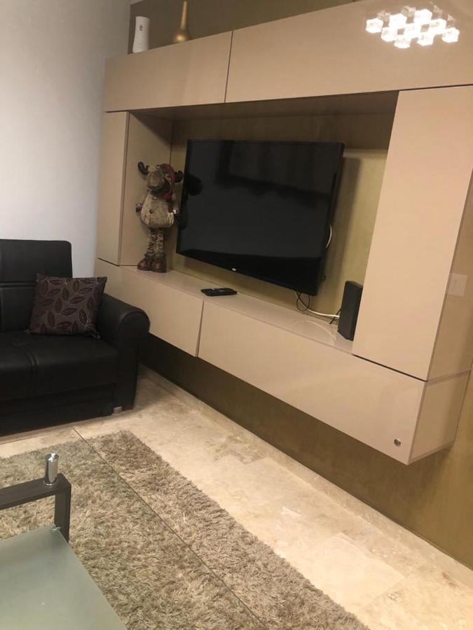 דירות פויאנה ברשוב Apartament Nicolle מראה חיצוני תמונה
