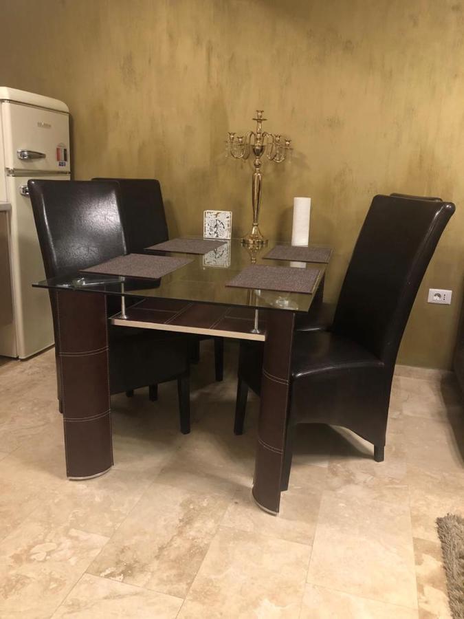 דירות פויאנה ברשוב Apartament Nicolle מראה חיצוני תמונה
